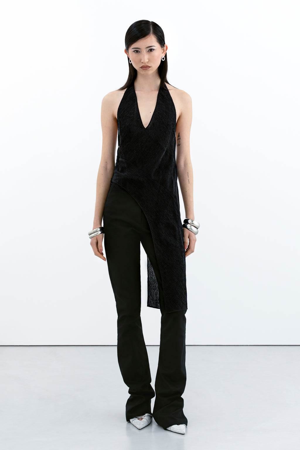 ASYMETRIC DRAPPED TOP