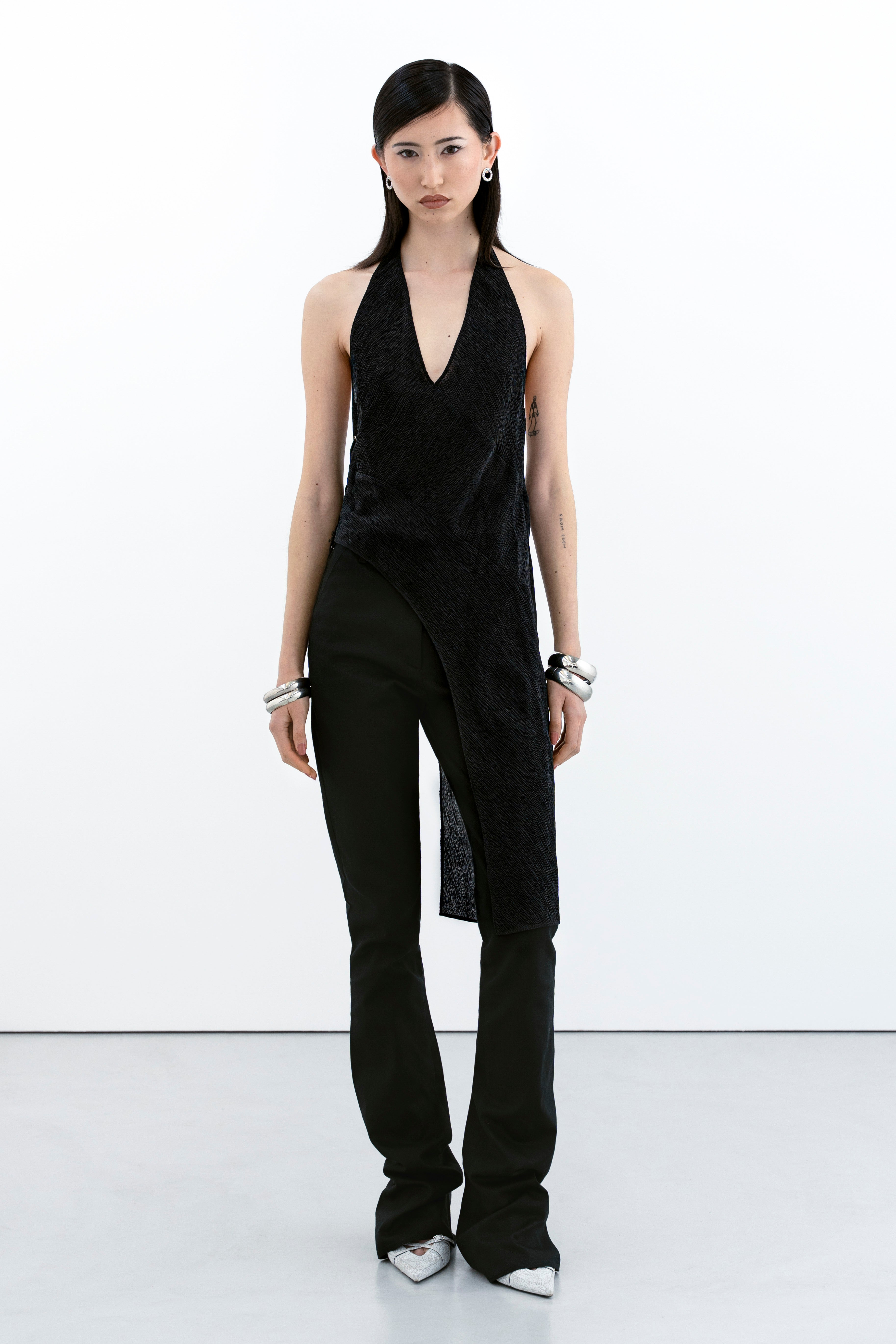 ASYMETRIC DRAPPED TOP