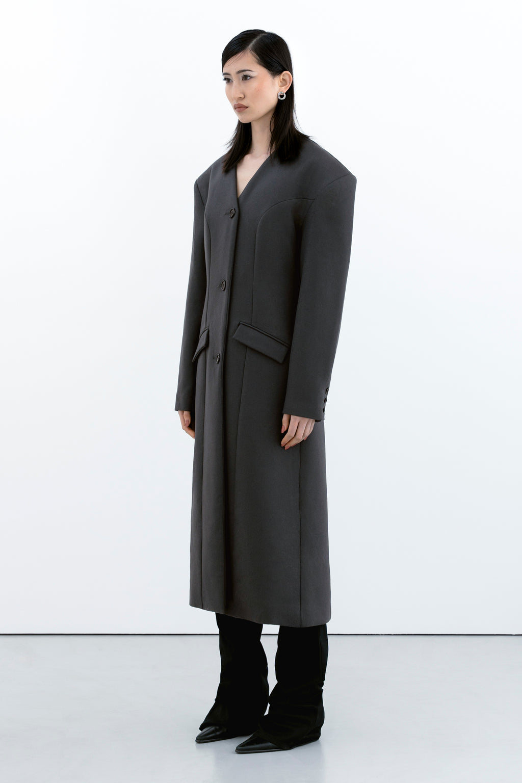 THE OVERSIZE WOOL COAT