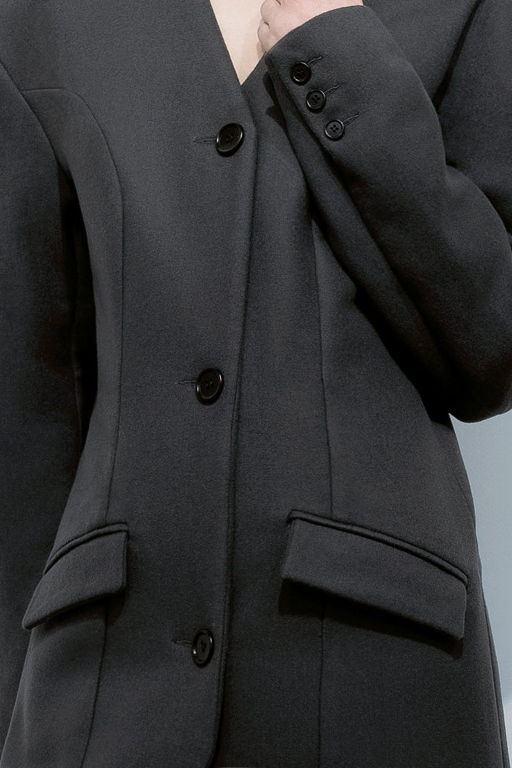 THE OVERSIZE WOOL COAT